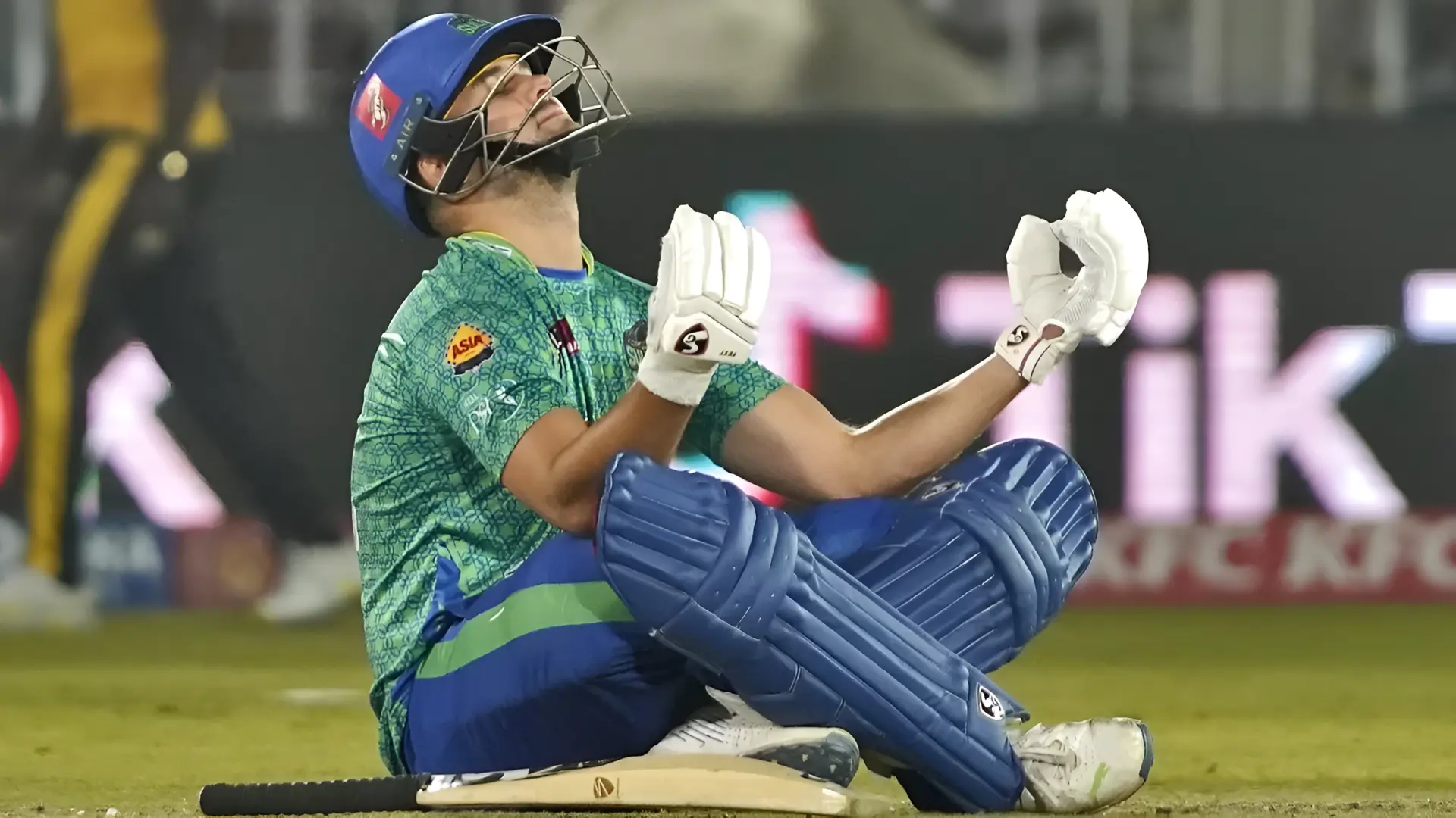 رائلي روسو پي ايس ايل ۾ 100 ميچون مڪمل ڪندڙ پهريون پرڏيهي رانديگر بڻجي ويو